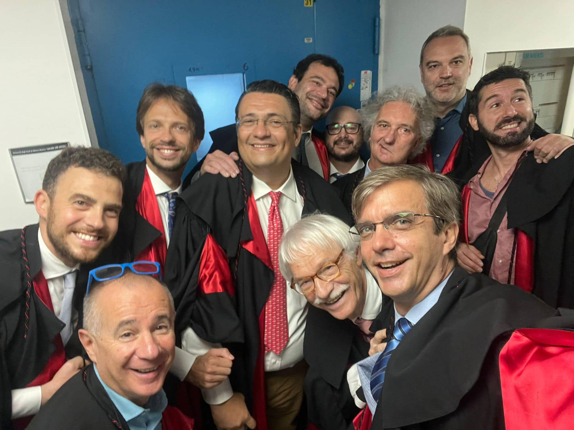 odontocentro-commissione-laurea-02_n